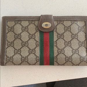 Vintage Gucci wallet brown